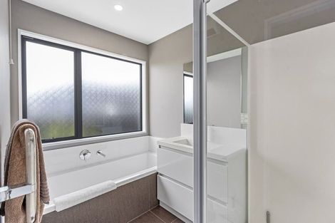 Photo of property in 8 Brightstone Crescent, Aranui, Christchurch, 8061