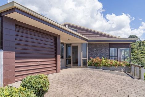 Photo of property in 14 Pine Grove, Tairua, 3508