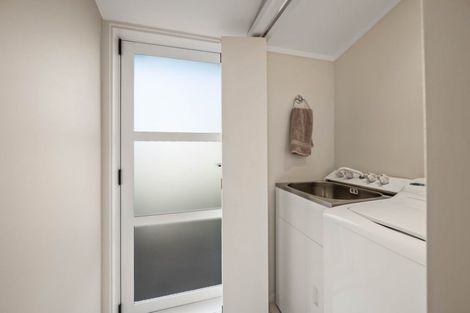 Photo of property in 13 Yasmin Lane, Kinloch, Taupo, 3377