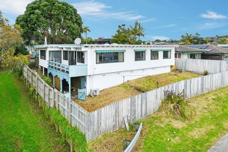 Photo of property in 20 Ganymede Place, Half Moon Bay, Auckland, 2012