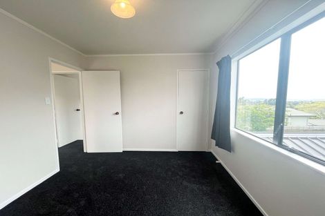Photo of property in 2/16 Ebony Place, Massey, Auckland, 0614