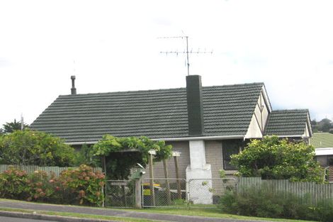 Photo of property in 1/31 Browns Bay Road, Browns Bay, Auckland, 0630