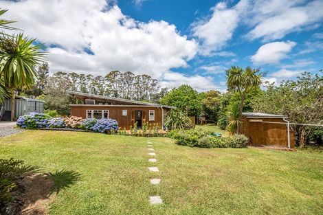 Photo of property in 121b Waimate North Road, Kerikeri, 0293