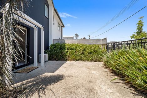 Photo of property in 1/550 Barbadoes Street, Edgeware, Christchurch, 8013