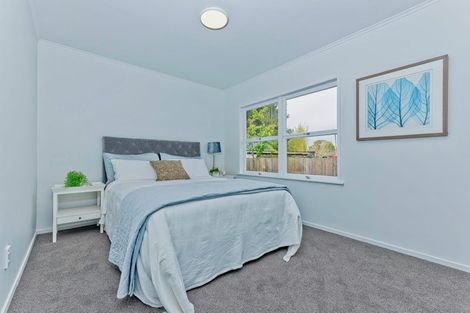 Photo of property in 51 Cambridge Road, Riverhead, 0820