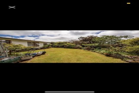 Photo of property in 100 Churton Drive, Churton Park, Wellington, 6037