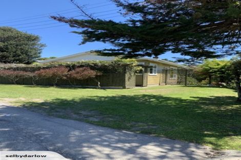 Photo of property in 10 Toenga Road, Pukerua Bay, 5026