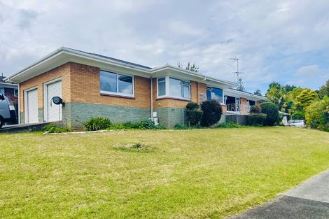 Photo of property in 5 Freshney Place, Hillpark, Auckland, 2102