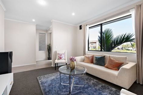 Photo of property in 4 Kotuku Lane, Hobsonville, Auckland, 0616