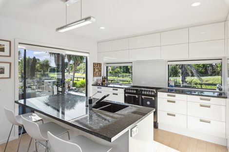 Photo of property in 116a Paetawa Road, Peka Peka, Waikanae, 5391