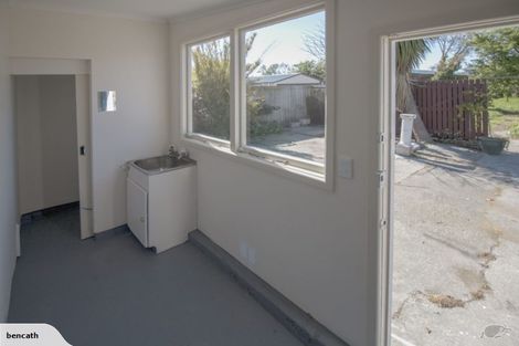 Photo of property in 92 Mackworth Street, Woolston, Christchurch, 8062
