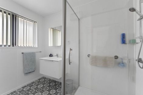 Photo of property in 1/5 Tuscany Place, Beckenham, Christchurch, 8023