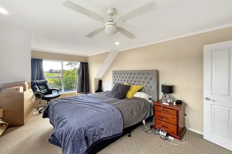 Photo of property in 126 John F Kennedy Drive, Milson, Palmerston North, 4414