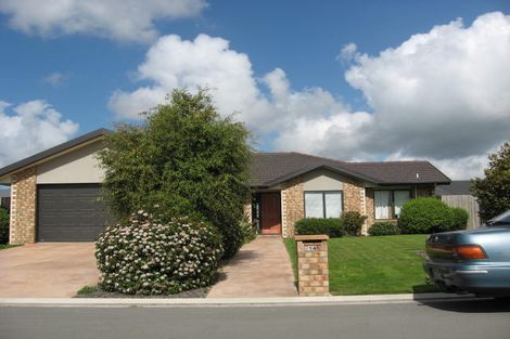 Photo of property in 14 Cathcart Crescent, Prebbleton, 7604