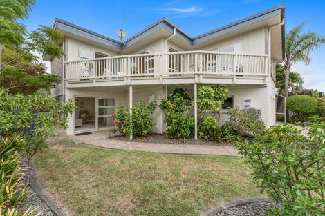 Photo of property in 14 Clyside Avenue, Half Moon Bay, Auckland, 2012