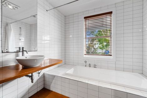 Photo of property in 51 Orakei Road, Remuera, Auckland, 1050