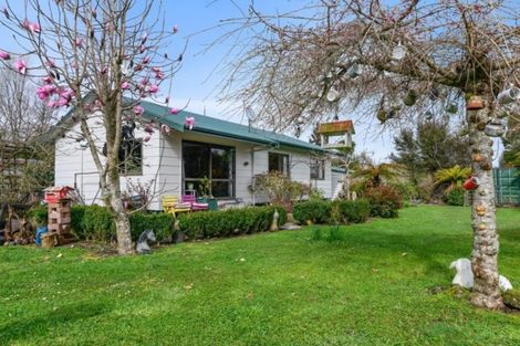 Photo of property in 14 Umuroa Street, Mamaku, 3020