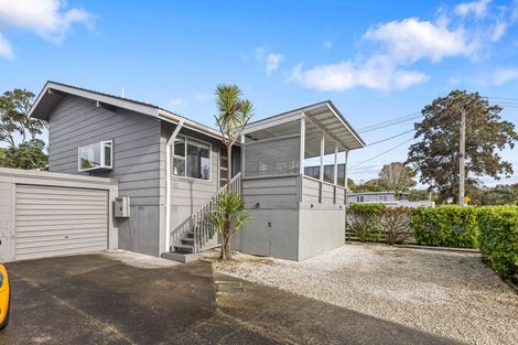 Photo of property in 2/30a Glenvar Road, Torbay, Auckland, 0630