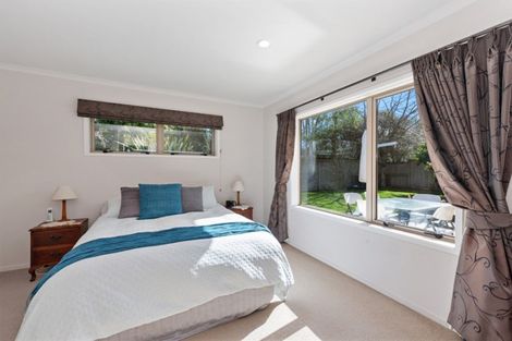 Photo of property in 27 Whitney Place, Rototuna North, Hamilton, 3210