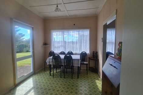 Photo of property in 3 King Street, Opunake, 4616