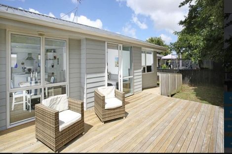 Photo of property in 8a Birdwood Road, Pukekohe, 2120