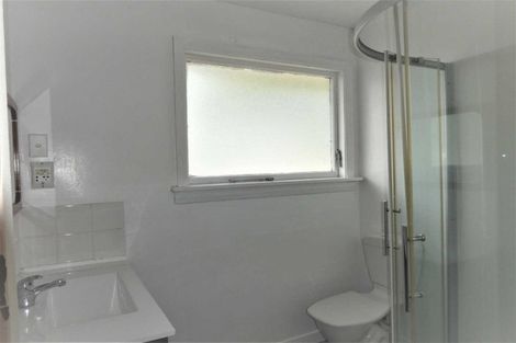 Photo of property in 8 Clonbern Place, Upper Riccarton, Christchurch, 8041