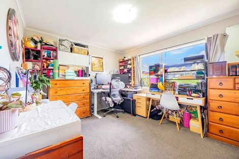 Photo of property in 9 Blacks Road, Greenhithe, Auckland, 0632