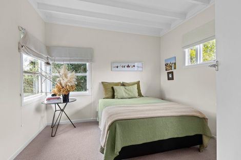 Photo of property in 51 Kent Terrace, Riverhead, 0820