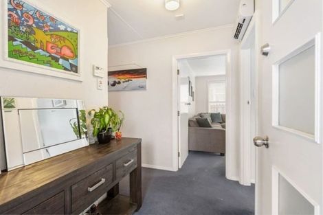 Photo of property in 61 Arimu Road, Papakura, 2110