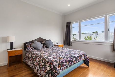 Photo of property in 37 Burrows Street, Tauranga South, Tauranga, 3112