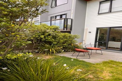 Photo of property in 71 Te Oneroa Way, Long Bay, Auckland, 0630