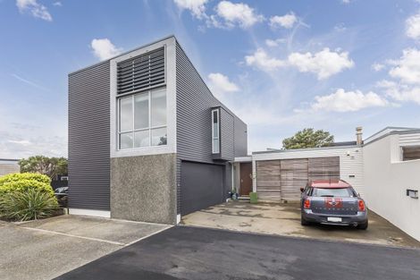 Photo of property in 14 Boardwalk Lane, Seatoun, Wellington, 6022