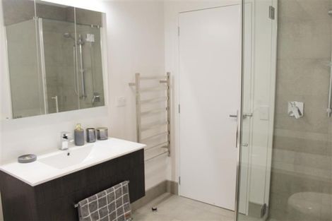 Photo of property in 3 Tahuhu Road, Mount Wellington, Auckland, 1062