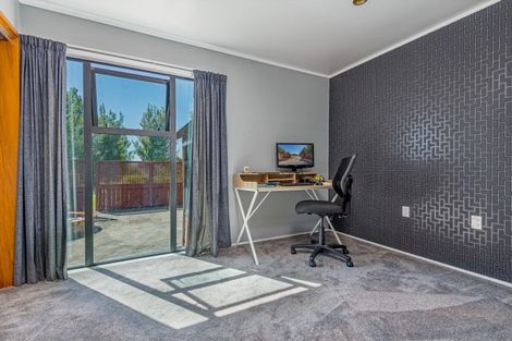 Photo of property in 24 Halls Road, Pahiatua, 4910