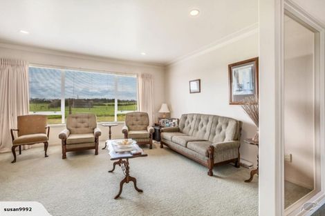 Photo of property in 22 Dyke Road, Karaka, Papakura, 2580