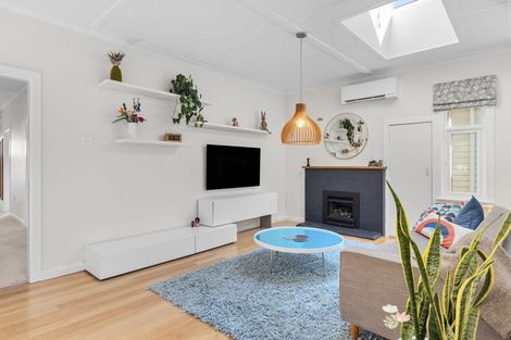 Photo of property in 45 Strathavon Road, Miramar, Wellington, 6022