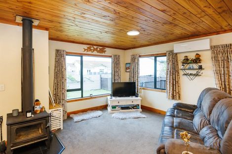 Photo of property in 2a Wellington Street, Feilding, 4702