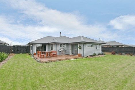 Photo of property in 11 Cassini Place, Leeston, 7632