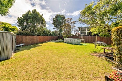 Photo of property in 13 Coronation Row, Pauanui, Hikuai, 3579