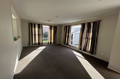 Photo of property in 1/18 Inwoods Road, Parklands, Christchurch, 8083