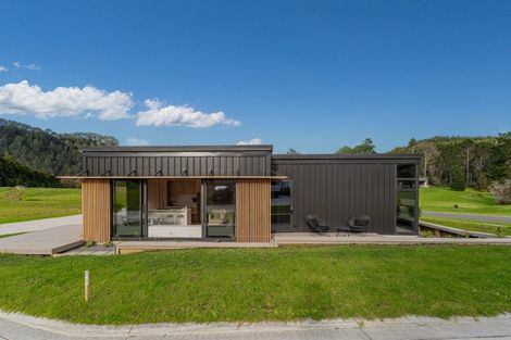 Photo of property in 11 Pinnacles Lane, Pauanui, 3579
