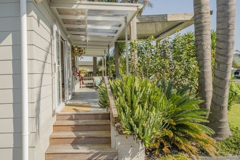 Photo of property in 14 School Road, Whitianga, 3510