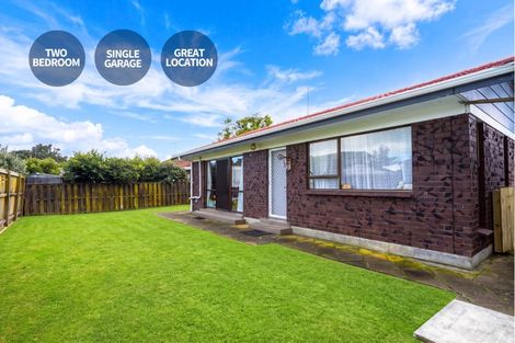 Photo of property in 14b Glengowan Place, Conifer Grove, Takanini, 2112