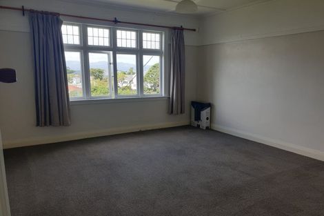 Photo of property in 2 Norna Crescent, Kelburn, Wellington, 6012