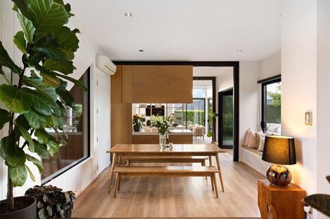 Photo of property in 12 Arran Lane, Jacks Point, Queenstown, 9371