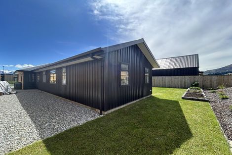 Photo of property in 98 Spur Ridge Rise, Jacks Point, 9371