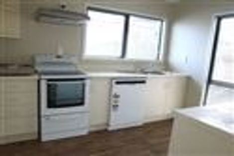 Photo of property in 6/64a Birkdale Road, Birkdale, Auckland, 0626