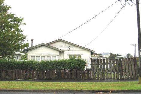 Photo of property in 20 Woodglen Road, Glen Eden, Auckland, 0602