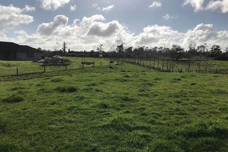 Photo of property in 166h Postman Road, Dairy Flat, 0794