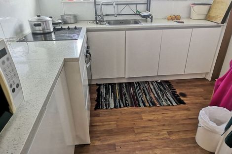 Photo of property in 1/430 Mount Albert Road, Mount Roskill, Auckland, 1041